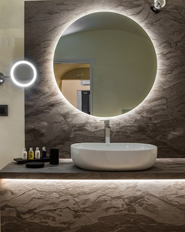 Honeymoon suite with Jacuzzi